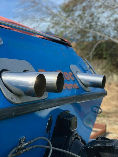 1999 Fountain 10 meter 33 foot twin 502