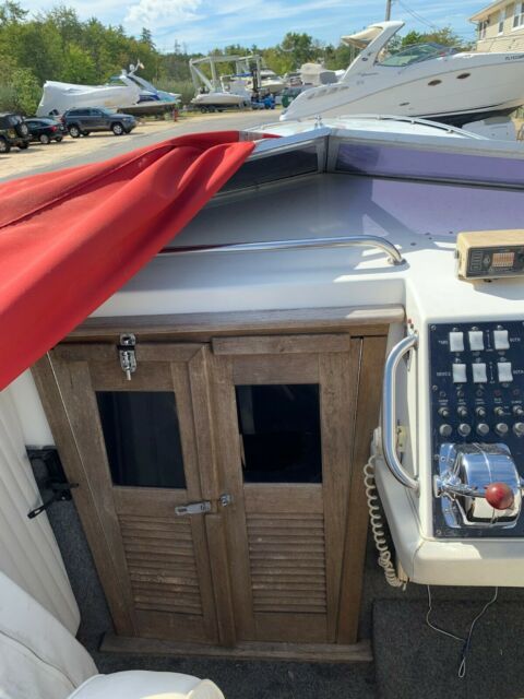 1999 Fountain 10 meter 33 foot twin 502