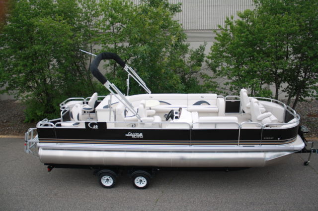 2016 Tahoe 24 FNFRE RC Vinyl floor tritoon Pontoon