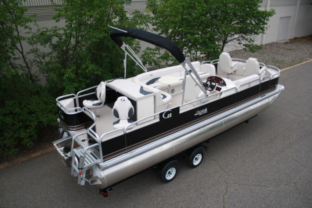 2016 Tahoe 24 FNFRE RC Vinyl floor tritoon Pontoon