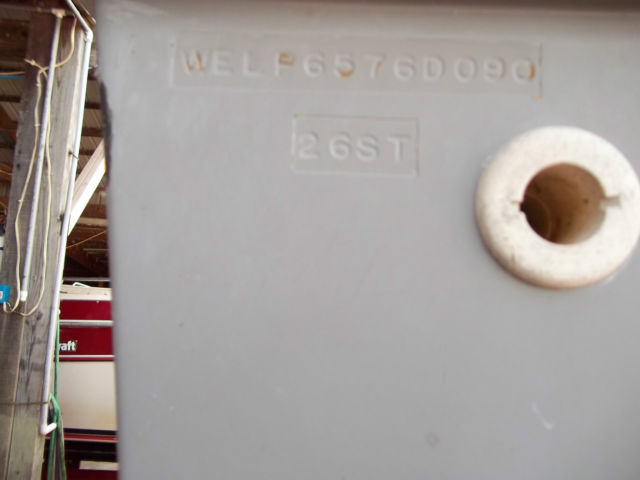 1990 Wellcraft # 26NOVAST RUNABOUT