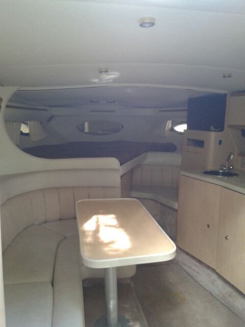 1998 REGAL COMMODORE SPORT CABIN CRUISER