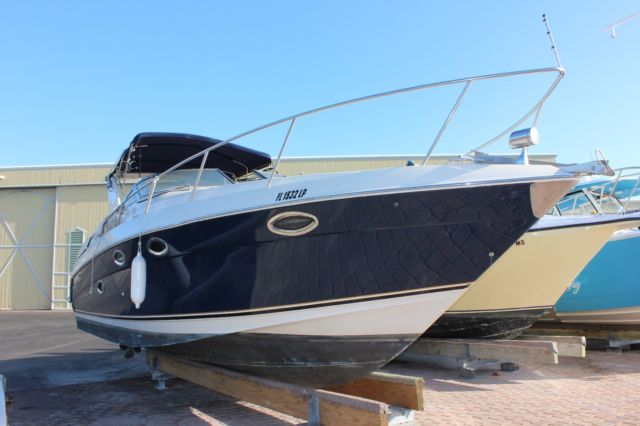 2001 Regal Commodore 3260 Cruiser