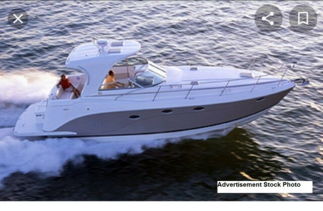 2007 Rinker 370 Express Crusier