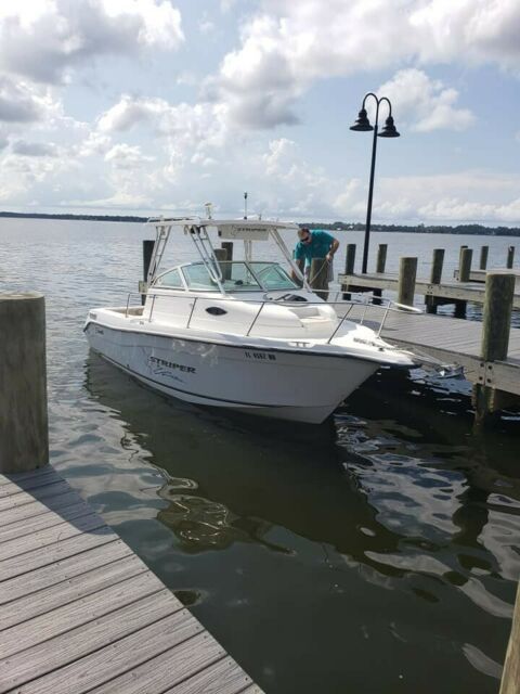 2003 Seaswirl 2101 DC saltwate