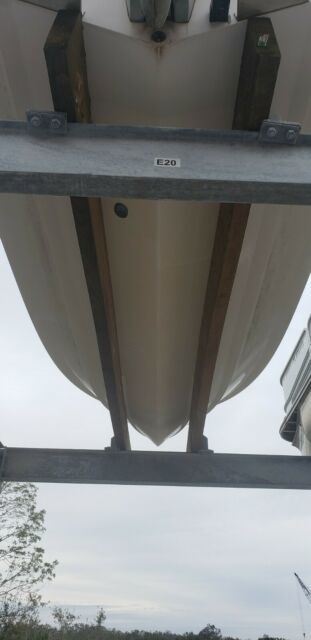 2003 Seaswirl 2101 DC saltwate