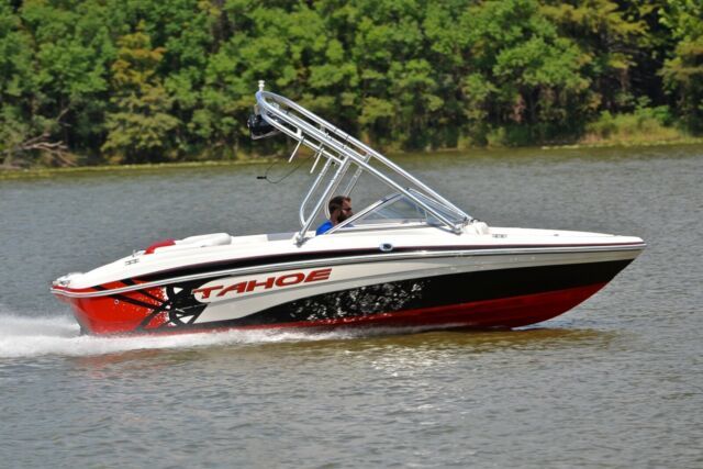 2009 Tahoe Q-5i Xtreme Wake Bowrider